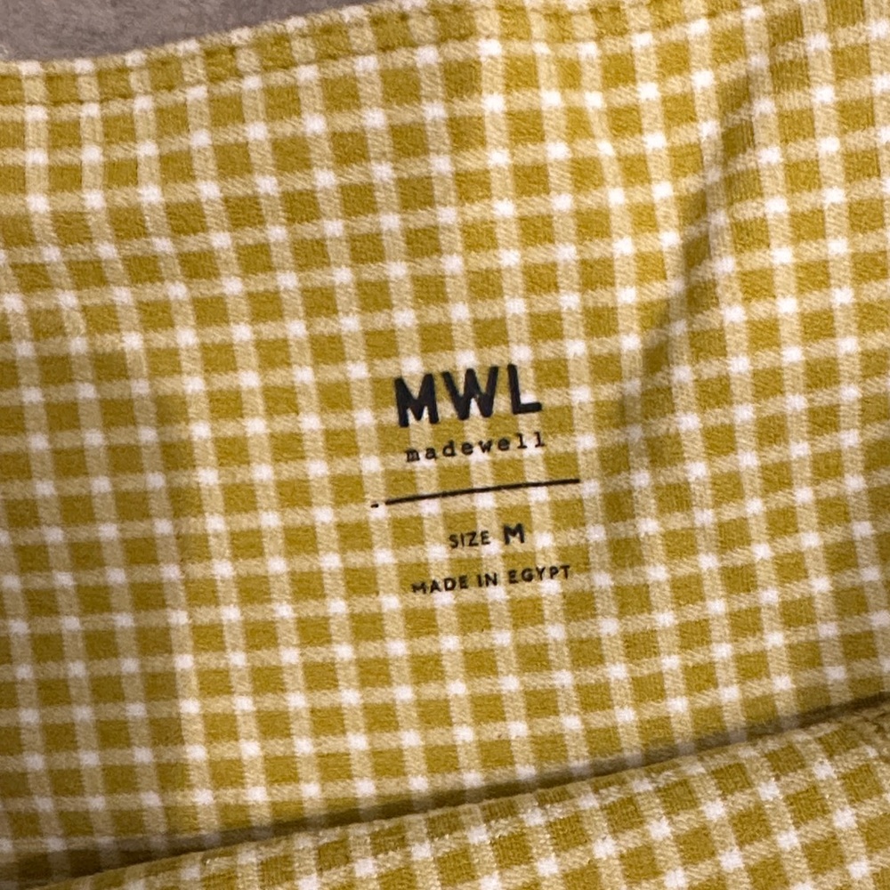 Madewell Women's High Waist Athletic Shorts - Picture 3 of 4